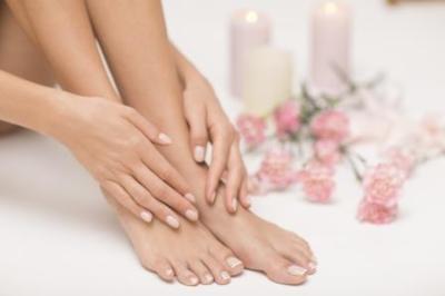 Pedicure with varnish